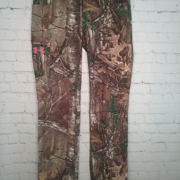 NWOT Under Armour Semi Fitted Women's Real Tree Camo Hunting Pants Size 8 - Picture 6 of 9